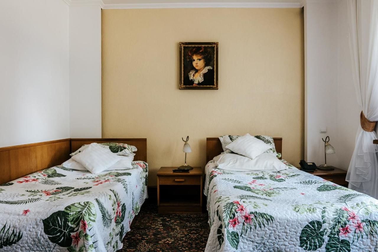 Отель Hotel Marko Пшемысль-15