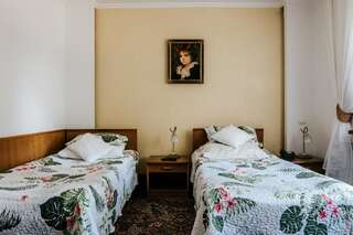 Отель Hotel Marko Пшемысль Двухместный номер с 1 кроватью или 2 отдельными кроватями-5